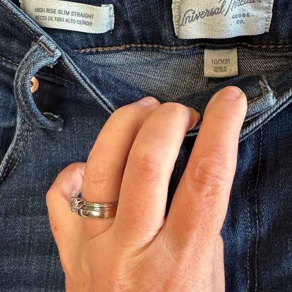 Universal Thread High Rise Slim Straight Dark Wash Denim Cropped Jeans Sz 10/30R - Picture 4 of 9